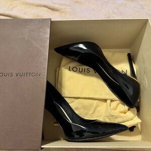 Louis Vuitton Glossy Black Heels
